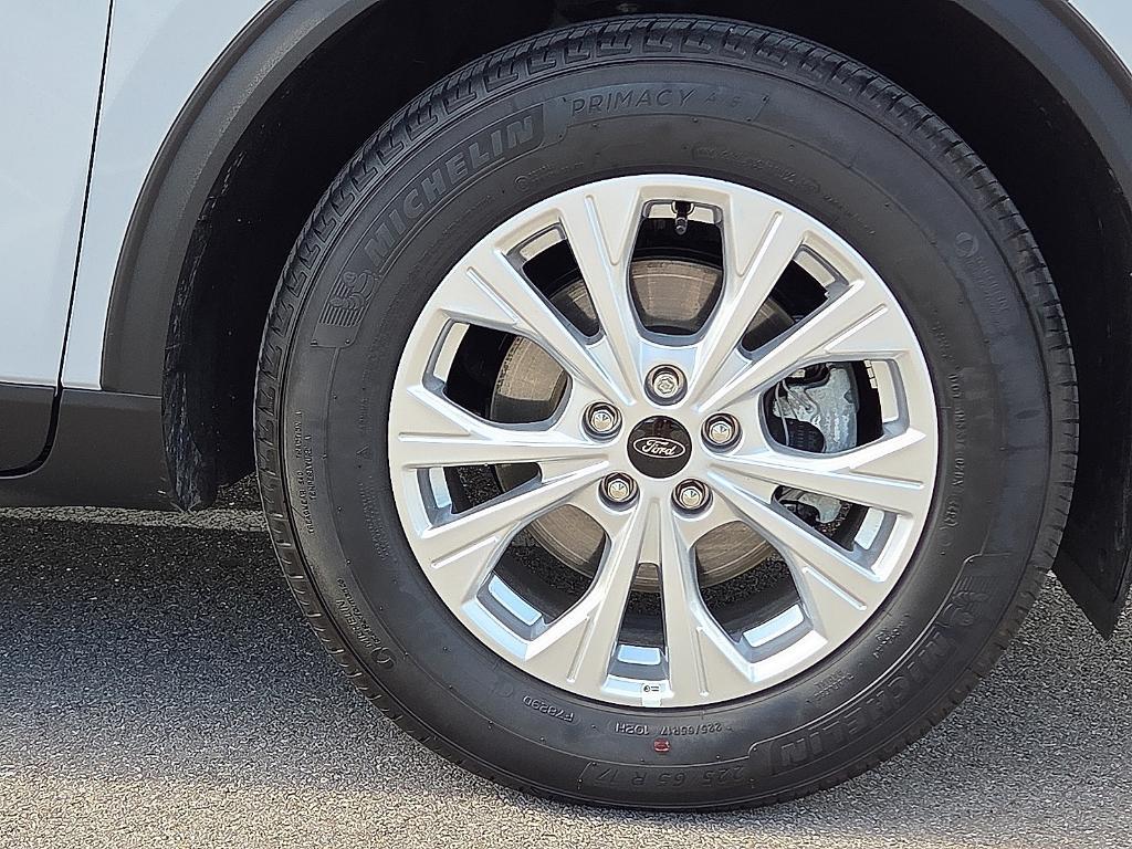 new 2025 Ford Escape car, priced at $20,620