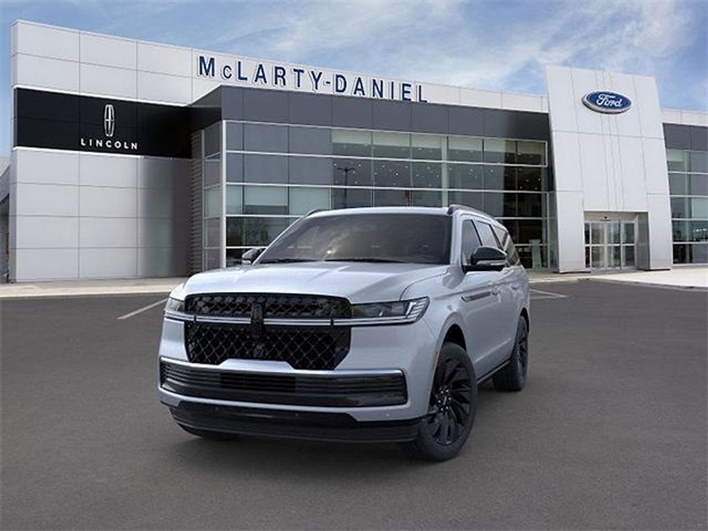 new 2025 Lincoln Navigator car, priced at $103,807