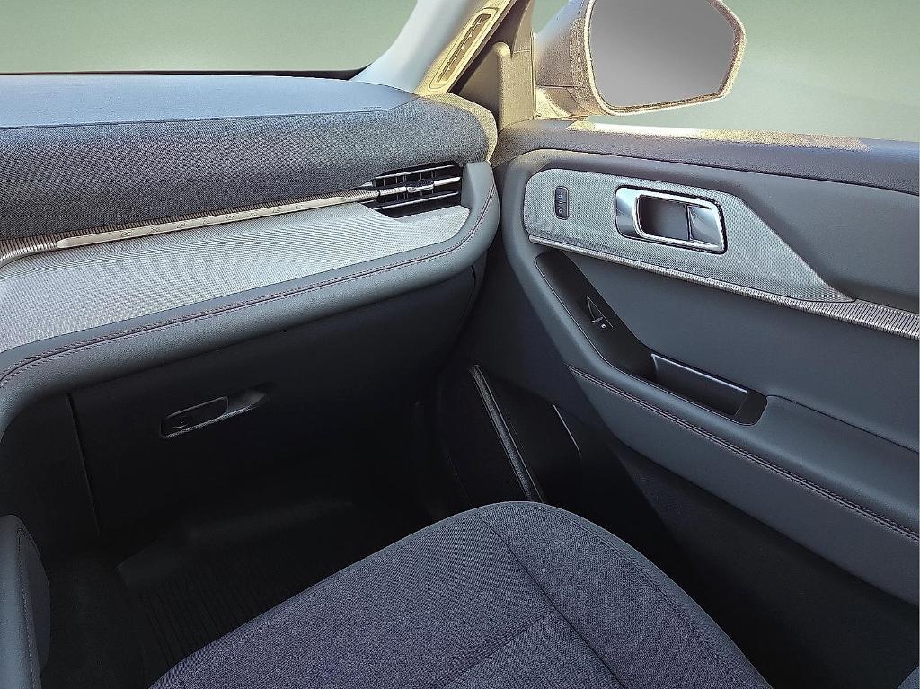 new 2025 Ford Explorer car, priced at $38,460