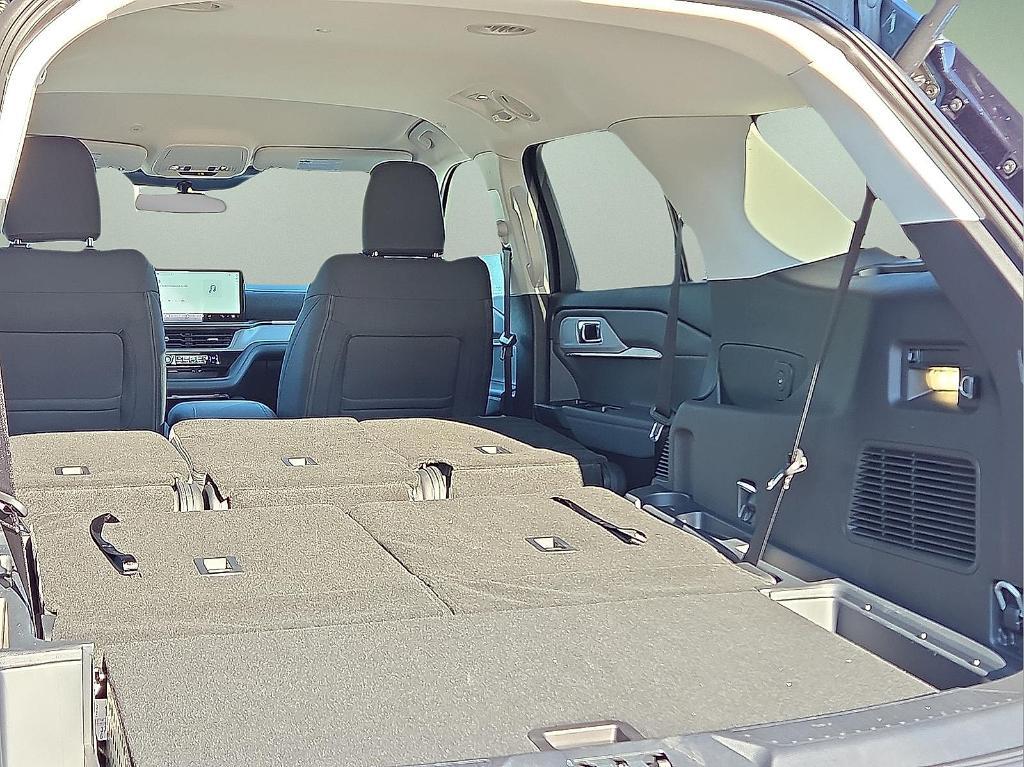 new 2025 Ford Explorer car, priced at $38,460