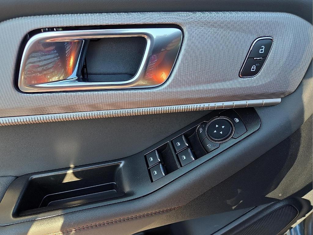 new 2025 Ford Explorer car, priced at $38,460