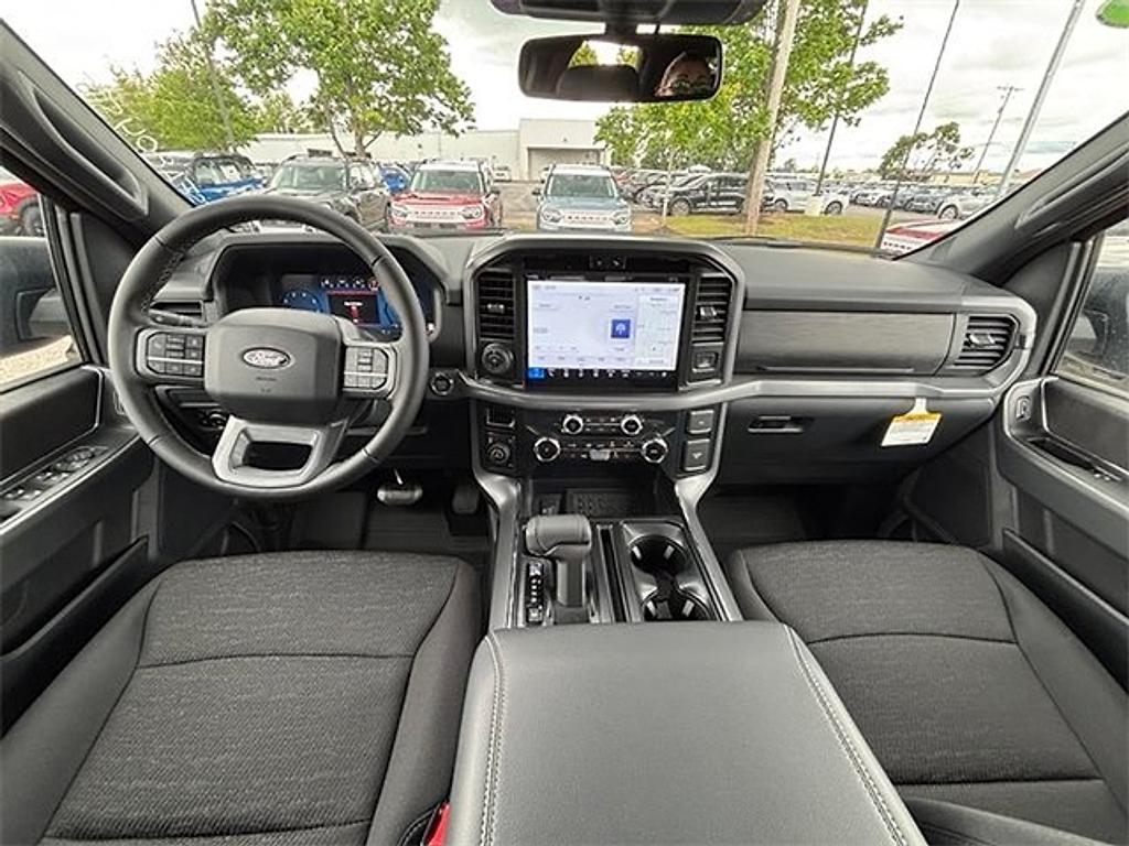 new 2025 Ford F-150 car, priced at $52,134