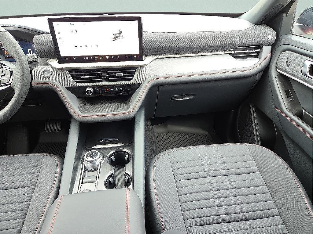 new 2025 Ford Explorer car, priced at $45,306