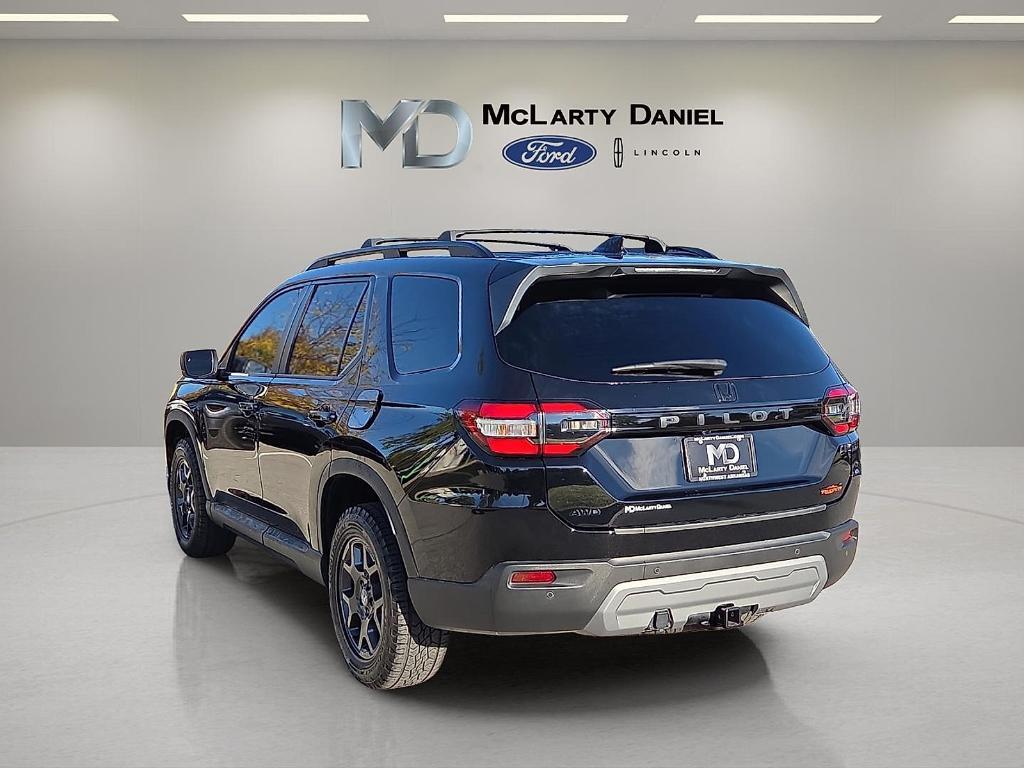 used 2024 Honda Pilot car, priced at $40,495