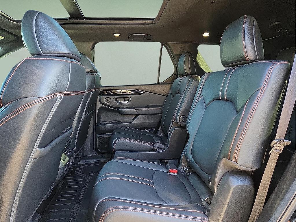 used 2024 Honda Pilot car, priced at $40,495