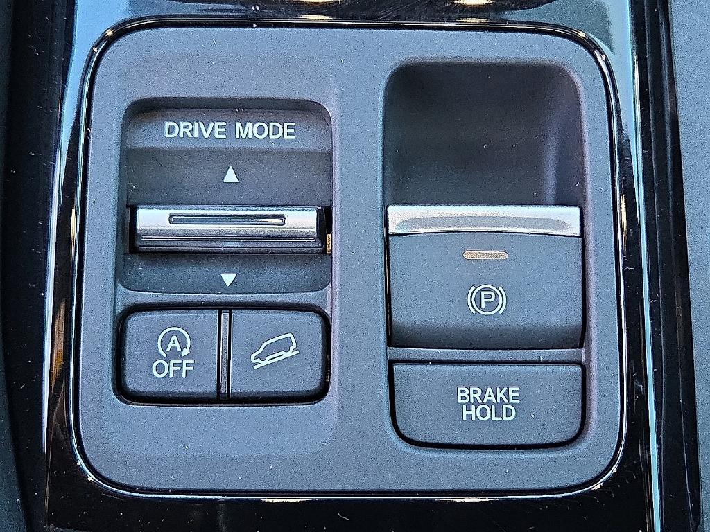 used 2024 Honda Pilot car, priced at $40,495