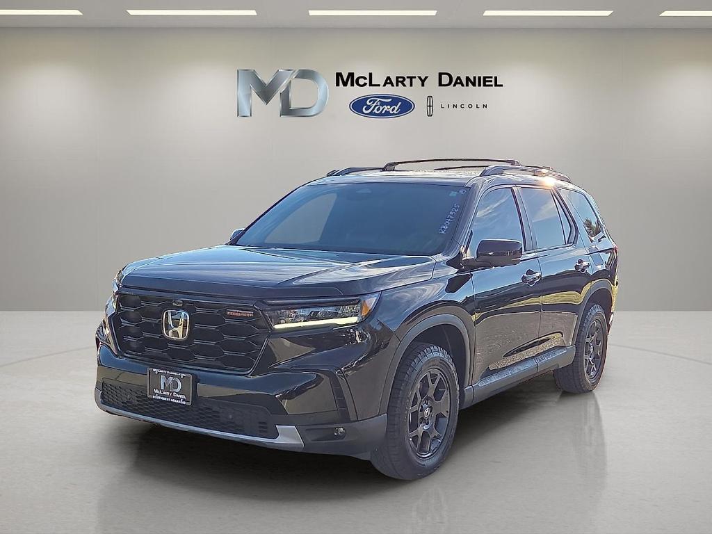 used 2024 Honda Pilot car, priced at $40,495