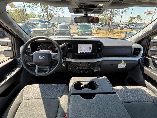 new 2025 Ford F-250 car, priced at $65,097