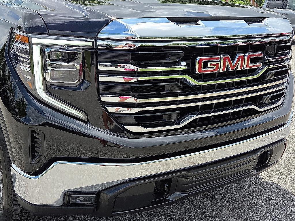 used 2025 GMC Sierra 1500 car, priced at $51,617