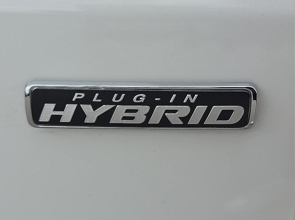 new 2025 Ford Escape car, priced at $30,083