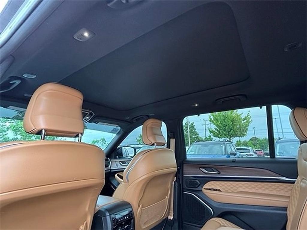 used 2021 Jeep Grand Cherokee L car, priced at $30,995