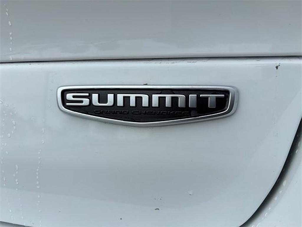 used 2021 Jeep Grand Cherokee L car, priced at $30,995