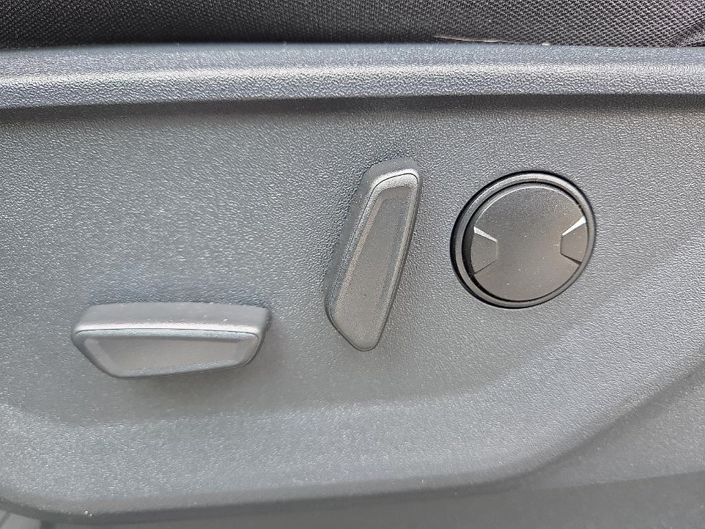 new 2025 Ford F-150 car, priced at $51,504