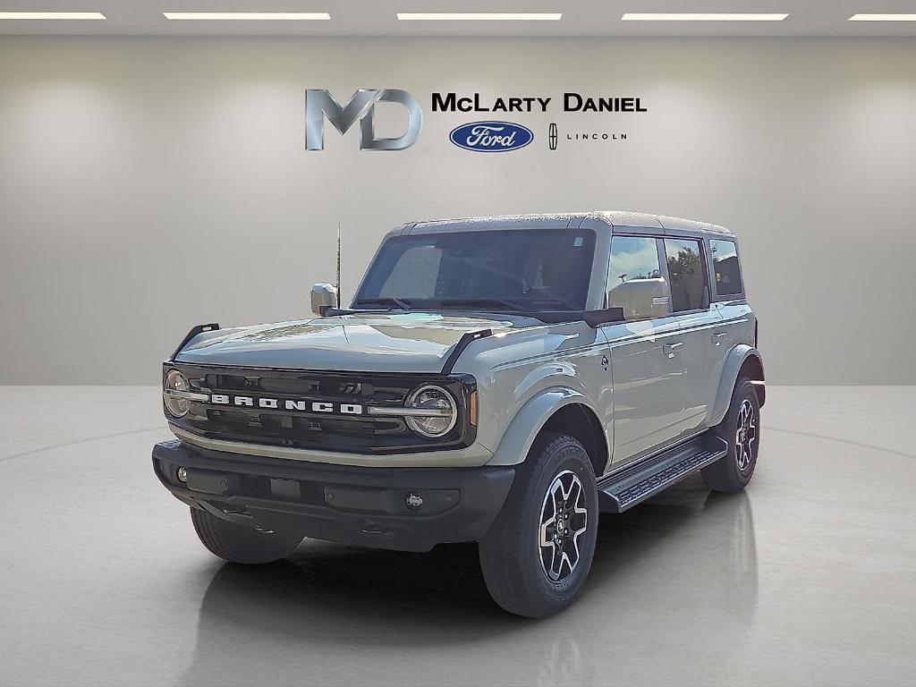 new 2025 Ford Bronco car, priced at $47,405