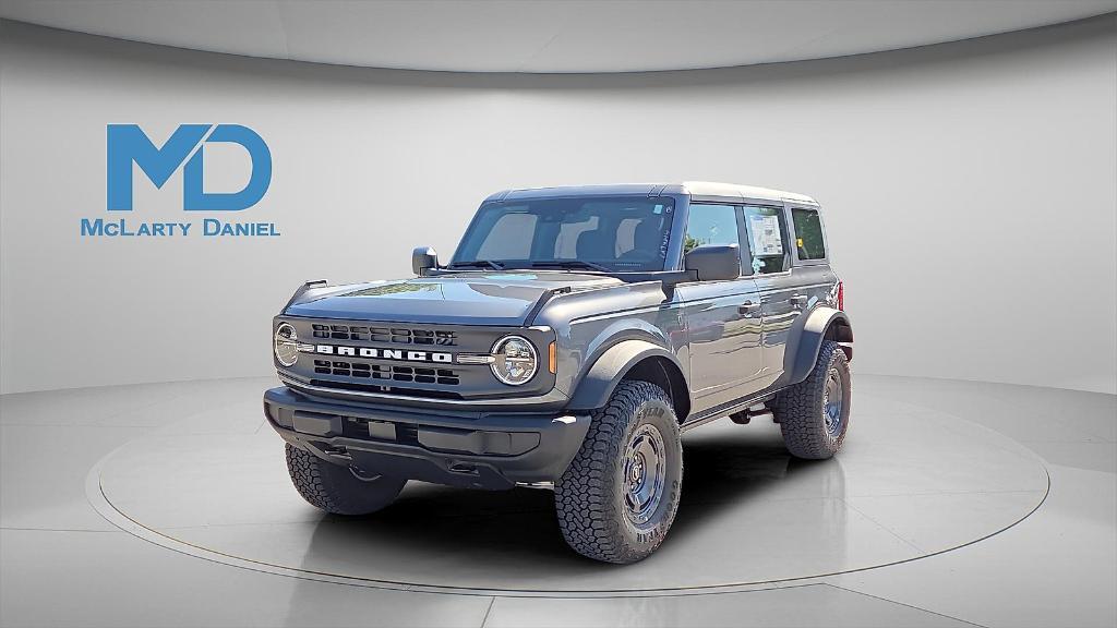 new 2025 Ford Bronco car, priced at $45,597