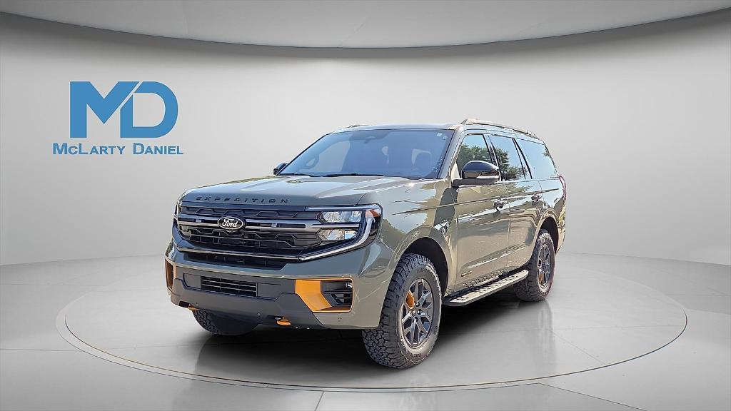 new 2025 Ford Expedition car, priced at $84,785
