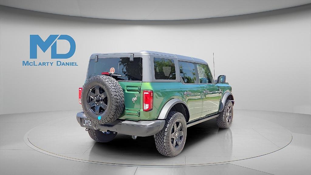new 2025 Ford Bronco car, priced at $45,651