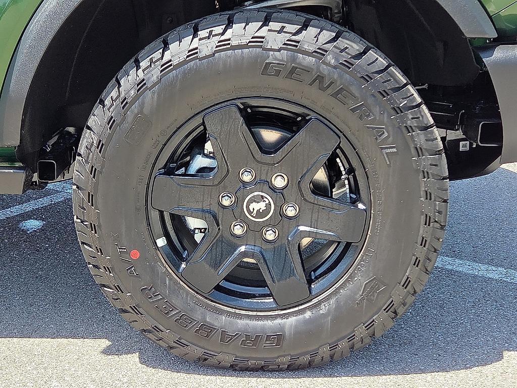 new 2025 Ford Bronco car, priced at $45,651