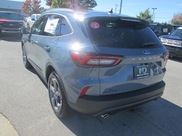 new 2025 Ford Escape car, priced at $30,696