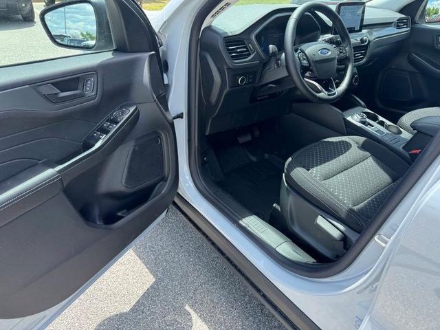 new 2025 Ford Escape car, priced at $30,859