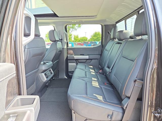 new 2025 Ford F-250 car, priced at $72,328