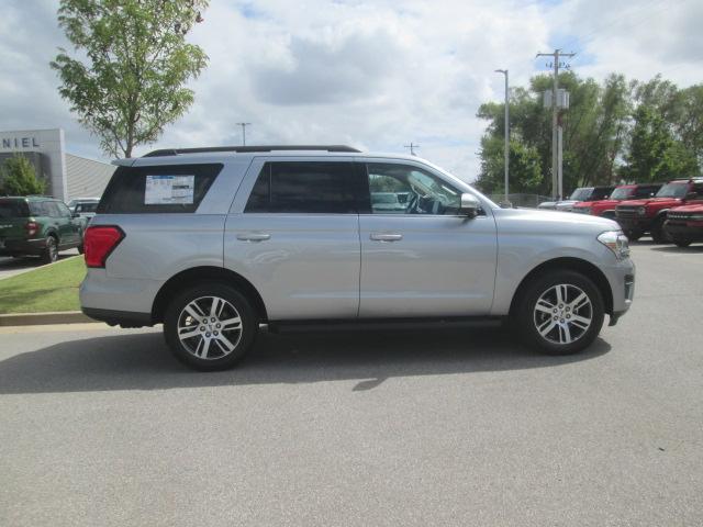 new 2024 Ford Expedition car, priced at $62,221