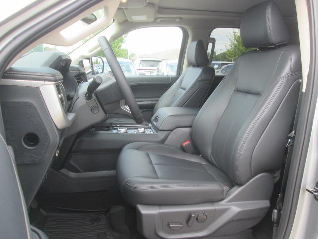 new 2024 Ford Expedition car, priced at $62,221