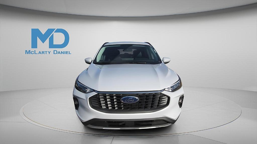 new 2025 Ford Escape car, priced at $31,804
