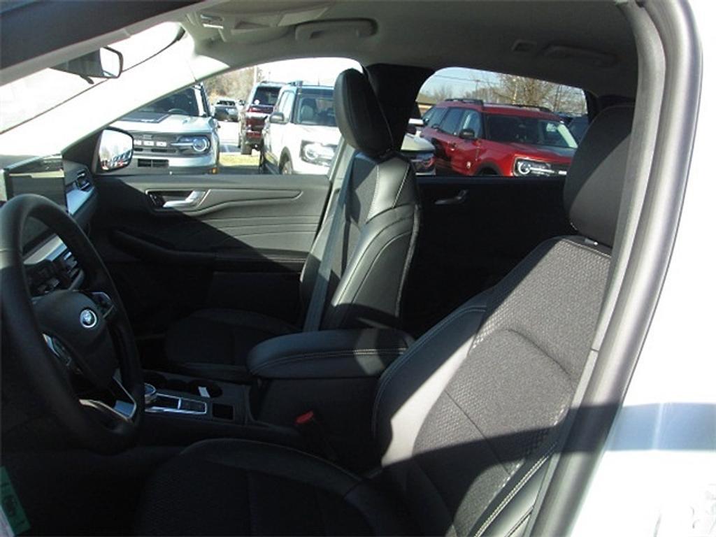 new 2025 Ford Escape car, priced at $31,804