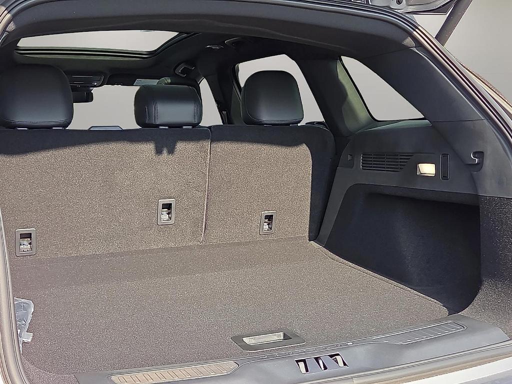 new 2025 Lincoln Nautilus car, priced at $52,802