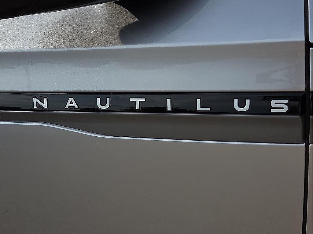 new 2025 Lincoln Nautilus car, priced at $52,802