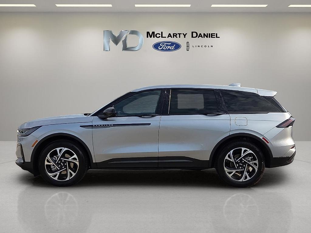 new 2025 Lincoln Nautilus car, priced at $52,802