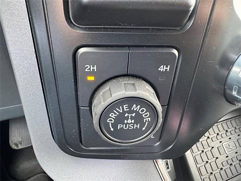 new 2025 Ford F-150 car, priced at $46,676