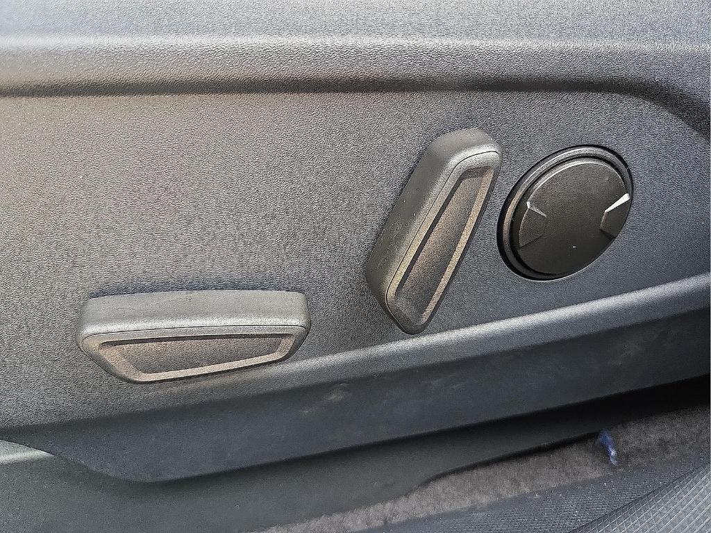 new 2025 Ford Mustang Mach-E car, priced at $40,517