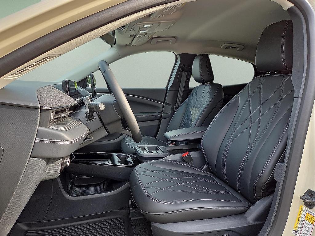 new 2025 Ford Mustang Mach-E car, priced at $40,517