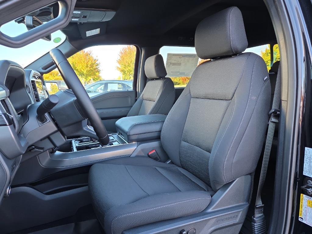 new 2025 Ford F-150 car, priced at $50,048