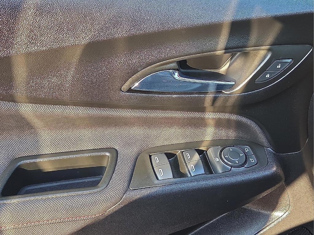 used 2022 Chevrolet Equinox car, priced at $24,995