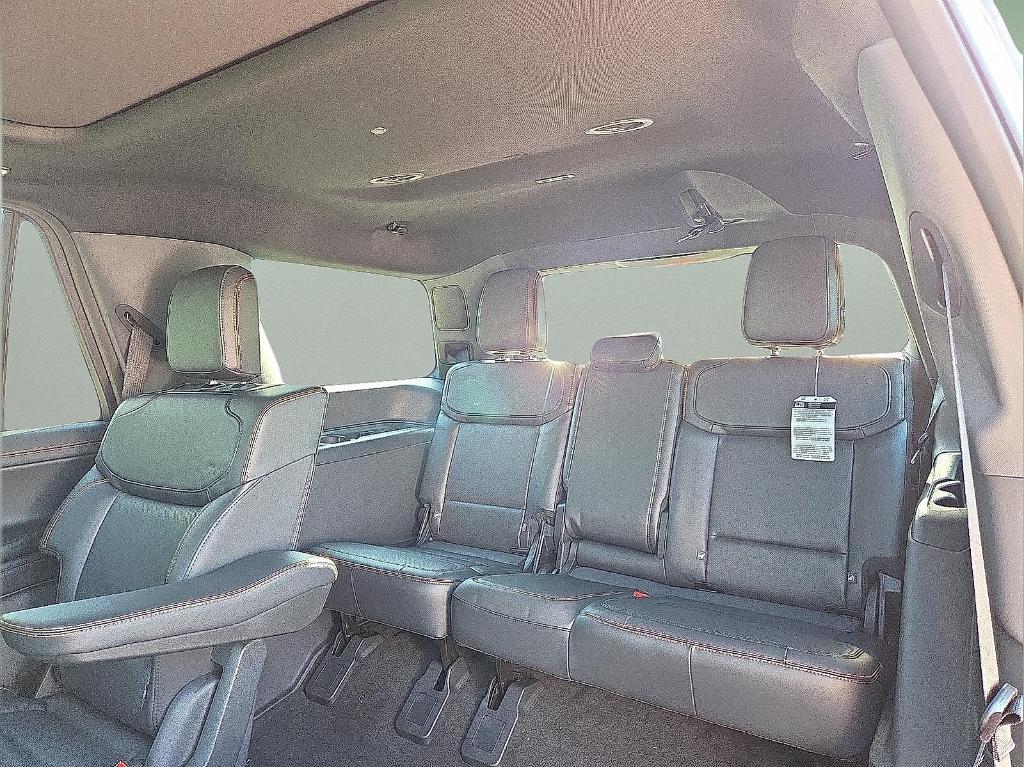 new 2025 Ford Expedition car, priced at $79,933