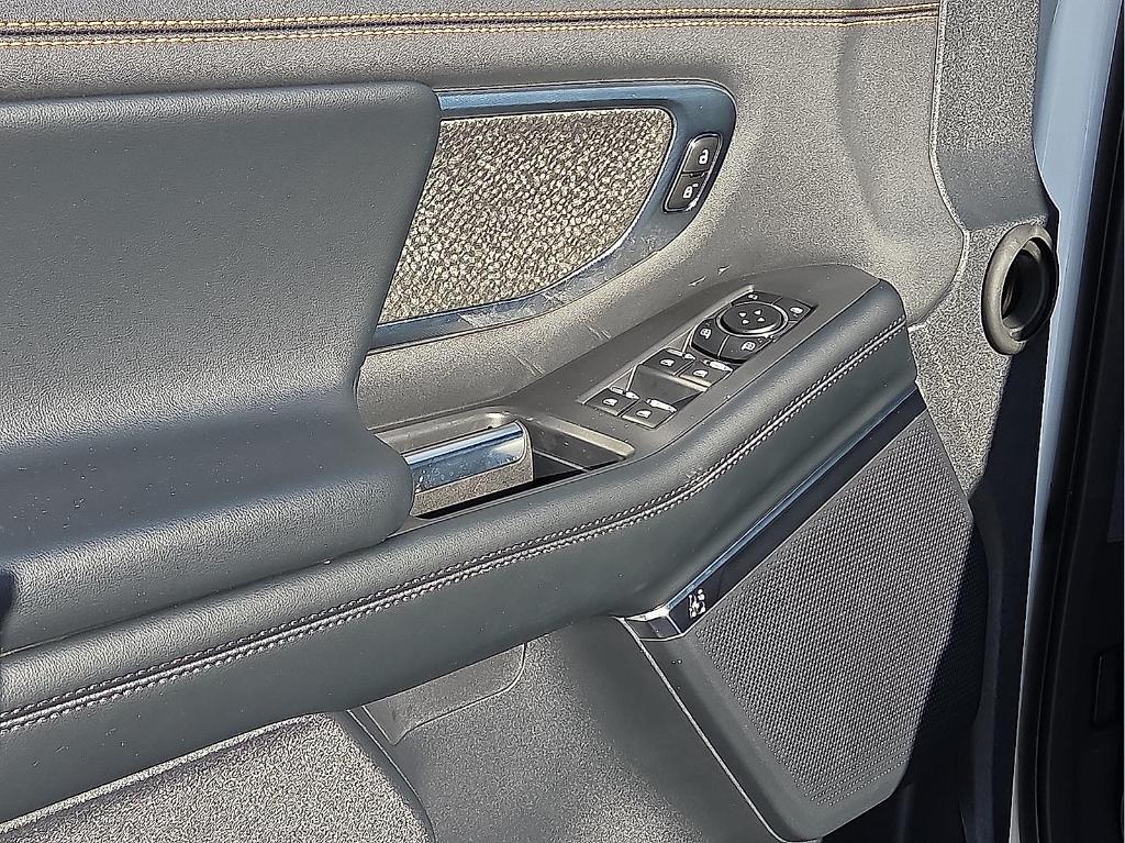 new 2025 Ford Expedition car, priced at $82,484