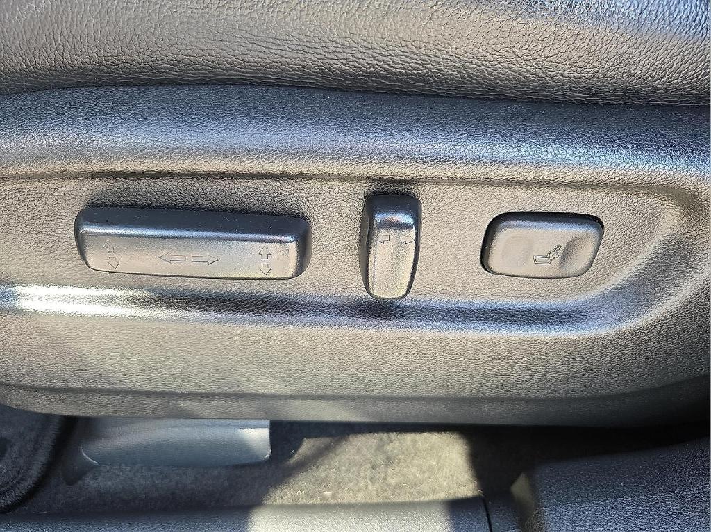 used 2017 Honda Pilot car, priced at $19,995