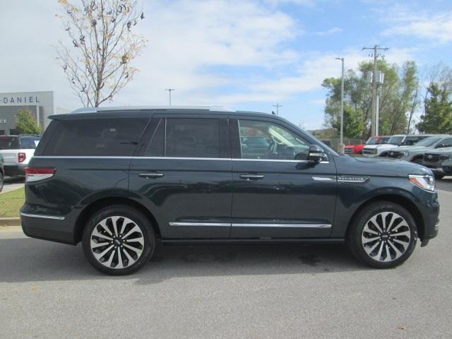 new 2024 Lincoln Navigator car, priced at $99,505