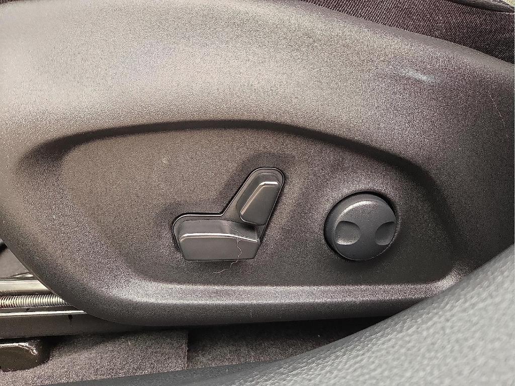 used 2024 Jeep Compass car, priced at $26,791