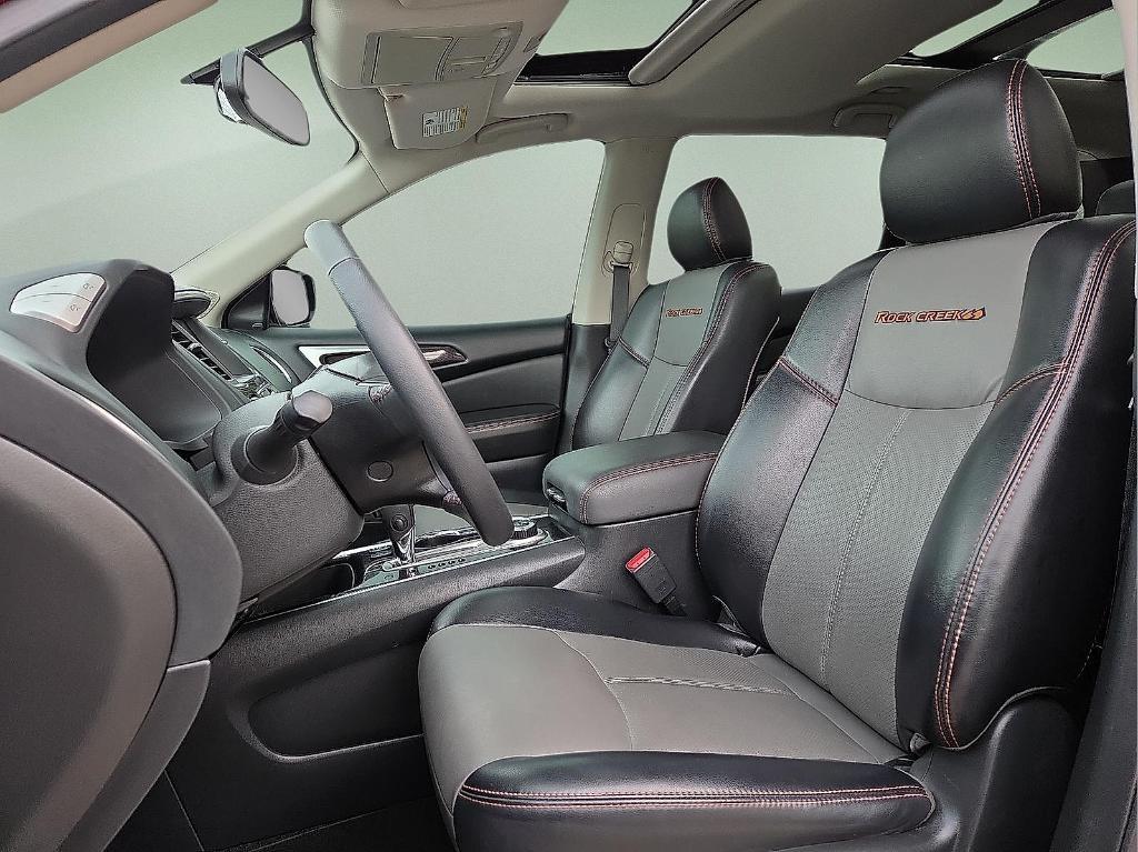 used 2020 Nissan Pathfinder car, priced at $19,462