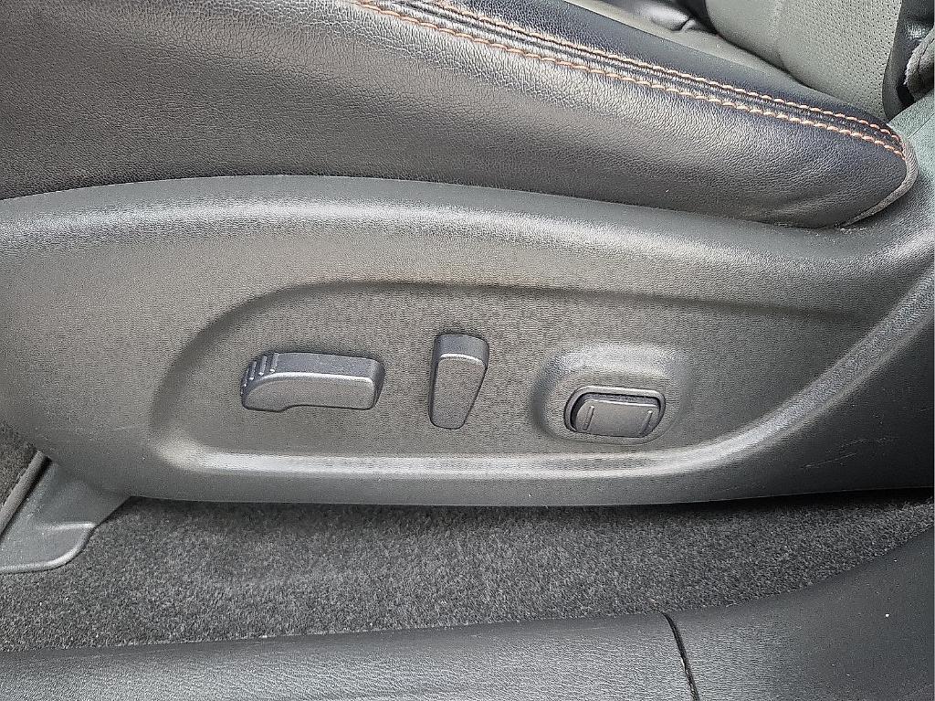 used 2020 Nissan Pathfinder car, priced at $19,462
