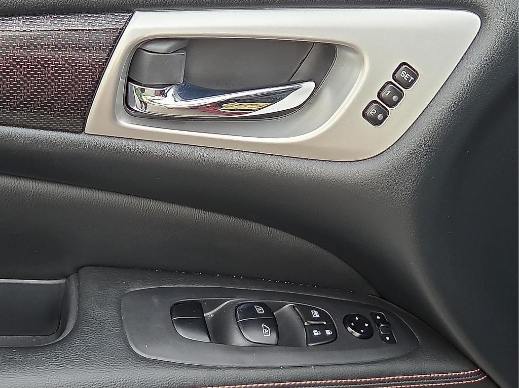 used 2020 Nissan Pathfinder car, priced at $19,462