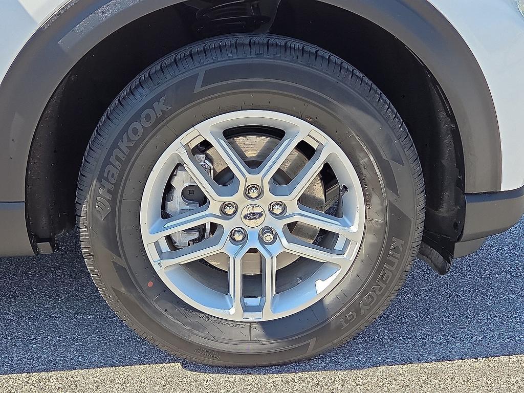 new 2025 Ford Explorer car, priced at $36,525