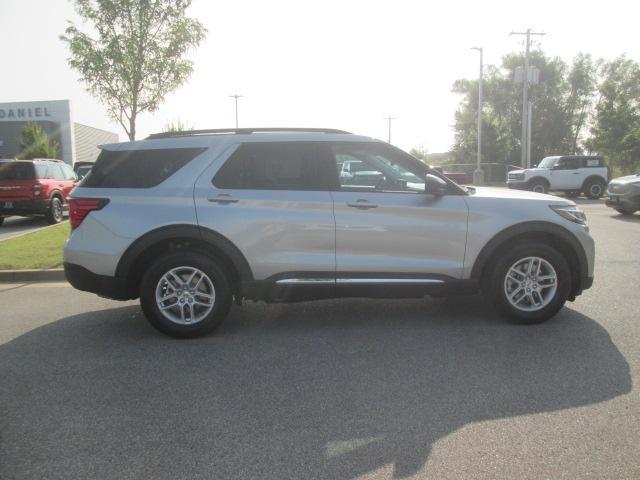 new 2025 Ford Explorer car, priced at $37,582