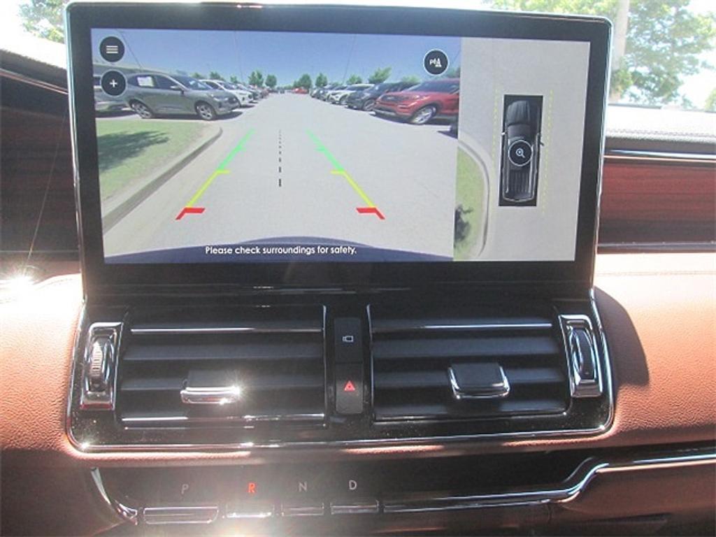 new 2024 Lincoln Navigator car, priced at $76,185
