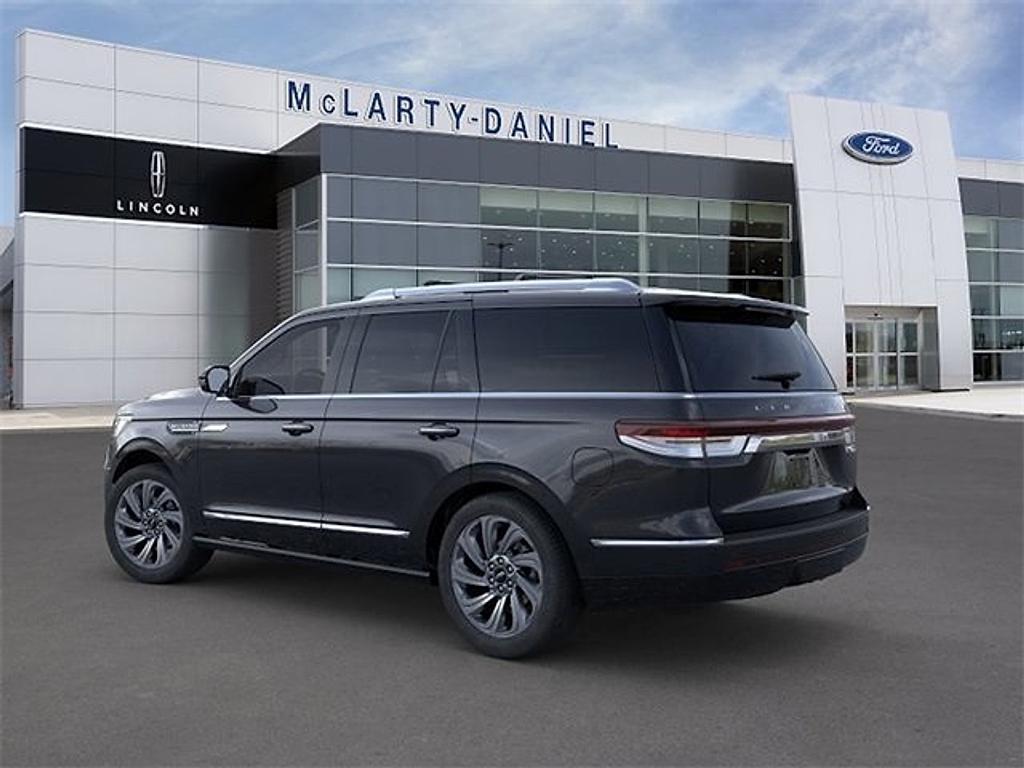 new 2024 Lincoln Navigator car, priced at $76,185
