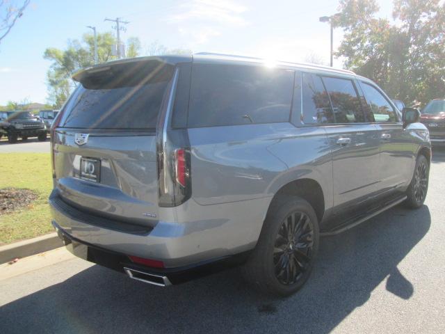 used 2022 Cadillac Escalade ESV car, priced at $72,995